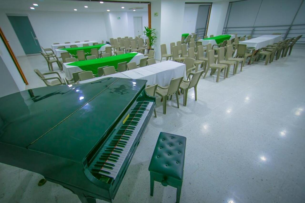 נייבה Hotel Berdez מראה חיצוני תמונה