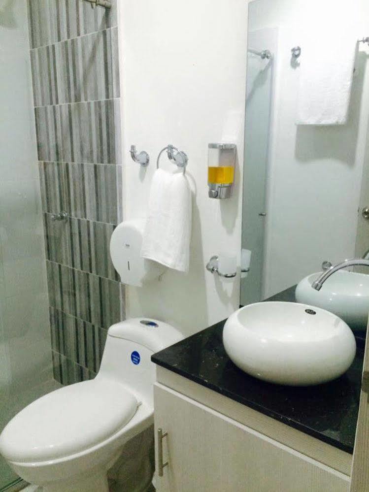 נייבה Hotel Berdez מראה חיצוני תמונה